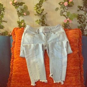 Cropped American Eagle Jeans